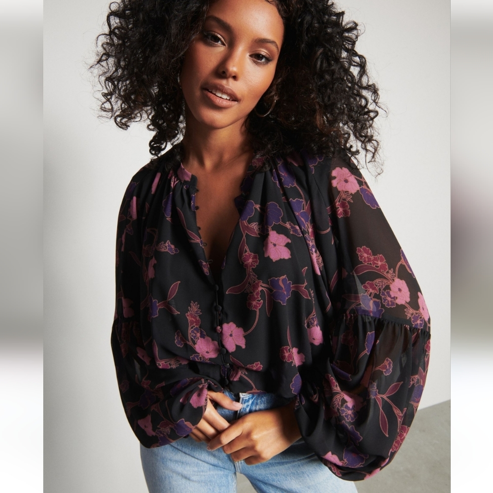 Flowy Floral Blouse